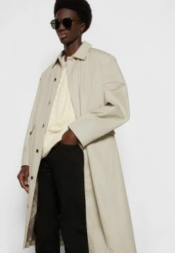 Han Kjøbenhavn SQUARE COAT - Classic Coat - Sand 7 Han Kjøbenhavn SQUARE COAT - Classic Coat - Sand -Han Kjøbenhavn Shop 945e67e6bf974b5ea0e55b8be839b92b