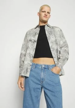 Han Kjøbenhavn BOXY LONG SLEEVE - Shirt - Black -Han Kjøbenhavn Shop 989ba52176e944beab8b07b7a8c13f28