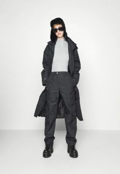 Han Kjøbenhavn TROUSERS - Cargo Trousers - Black -Han Kjøbenhavn Shop 9cac1da31a3e4d54a3130574e910579c