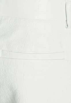 Han Kjøbenhavn SUIT WIDE LEG - Shorts - White -Han Kjøbenhavn Shop a066a69990df4a1f80f9cedc515fffe1