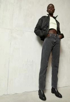 Han Kjøbenhavn STRAIGHT LEG - Straight Leg Jeans - Black Stonewash