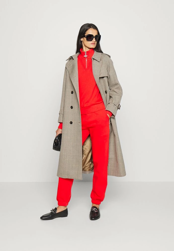 ZIP - Sweatshirt - red Han Kjøbenhavn ZIP - Sweatshirt - Red -Han Kjøbenhavn Shop a2c960af172e4e74808c4b54c4ec6214