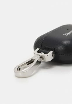 Han Kjøbenhavn AIRPODS CASE UNISEX - Other Accessories - Black -Han Kjøbenhavn Shop a4b28f6a88664806a4bee8538c83f342