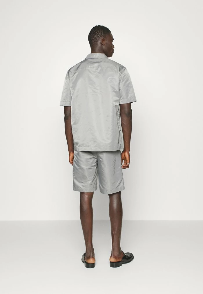 SUIT - Shorts - grey Han Kjøbenhavn SUIT - Shorts - Grey -Han Kjøbenhavn Shop a57161606c1a41edb4fd9a8a78648ea0