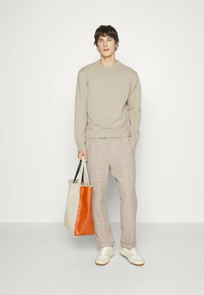 CREWNECK - Jumper - brown Han Kjøbenhavn CREWNECK - Jumper - Brown -Han Kjøbenhavn Shop a6995e4b256140ebb75ff2a6c959aa69