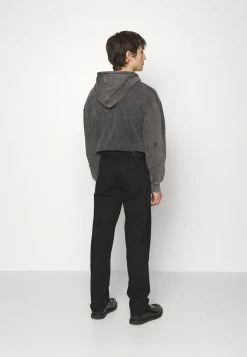 Han Kjøbenhavn Relaxed Fit Jeans - Black -Han Kjøbenhavn Shop a769227240dc47ac9f56f73c01f608b4