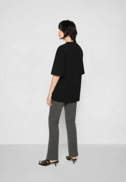 Han Kjøbenhavn BOYFRIEND TEE SHORT SLEEVE - Print T-shirt - Faded Black Alien -Han Kjøbenhavn Shop a78586fc168c4df59756e2c749a1524a