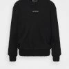 Han Kjøbenhavn DISTRESSED CREW LOGO - Sweatshirt - Black -Han Kjøbenhavn Shop a92d45ce3b7846ee9e00f6e47d57a1d2