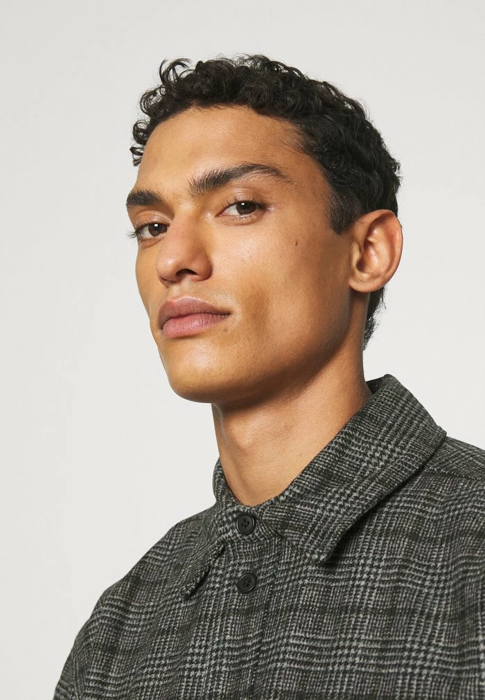 ARMY SHIRT - Shirt - grey Han Kjøbenhavn ARMY SHIRT - Shirt - Grey -Han Kjøbenhavn Shop aae7e77816a74f199a7c23cc126463b6