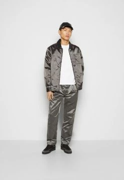 Han Kjøbenhavn BOXY SHIRT ZIP - Shirt - Faded Black -Han Kjøbenhavn Shop abfe8474fa134e8ca67e0a33993deda1