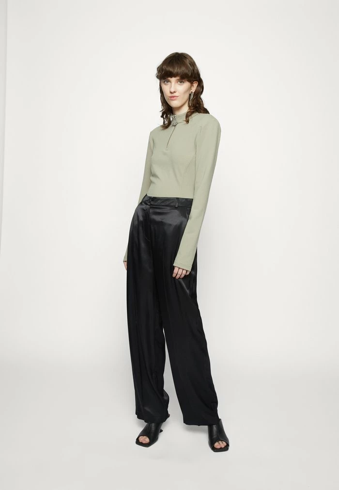 SHARP HALF ZIP - Long sleeved top - sand Han Kjøbenhavn SHARP HALF ZIP - Long Sleeved Top - Sand -Han Kjøbenhavn Shop b0412f2d52484804990aba4a7ae7aac6