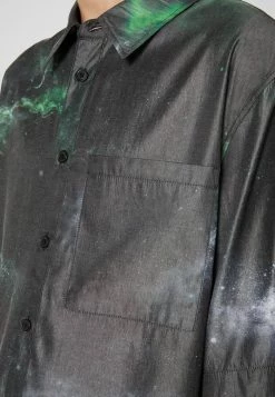 Han Kjøbenhavn BOXY SHIRT SHORT SLEEVE - Shirt - Galaxy -Han Kjøbenhavn Shop b2310965ee634284967777c2e26ffe0e