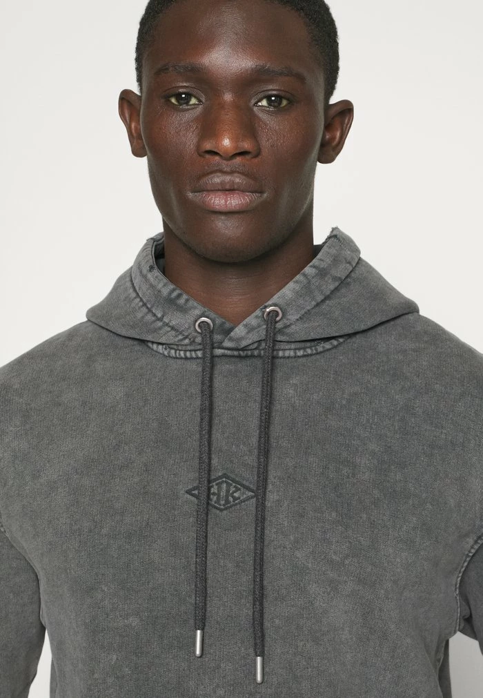 HOODIE DIAMOND - Sweatshirt - distressed dark grey Han Kjøbenhavn HOODIE DIAMOND - Sweatshirt - Distressed Dark Grey -Han Kjøbenhavn Shop b290b3fbd2c442eaa72f362a9b613ae9