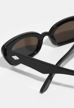Han Kjøbenhavn IRIS UNISEX - Sunglasses - Black -Han Kjøbenhavn Shop b3da6e25784048e6a5fef39768a19e1e