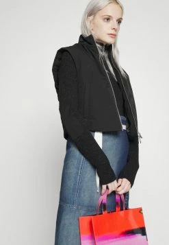 Han Kjøbenhavn HALF ZIP - Jumper - Black 7 Han Kjøbenhavn HALF ZIP - Jumper - Black -Han Kjøbenhavn Shop b5f16c867bdd4ea899d9b5951c2a60e3