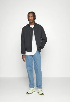 Han Kjøbenhavn Relaxed Fit Jeans - Heavy Stonewash 6 Han Kjøbenhavn Relaxed Fit Jeans - Heavy Stonewash -Han Kjøbenhavn Shop b7f99b20166644f495d2a3d89ce60819