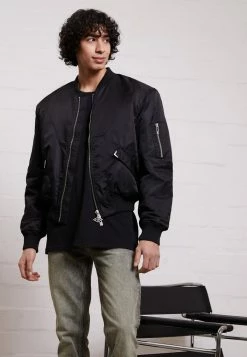 Han Kjøbenhavn BOMBER - Bomber Jacket - Black