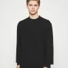 Han Kjøbenhavn DISTRESSED LONG SLEEVE - Sweatshirt - Black -Han Kjøbenhavn Shop b918d2b9184b49d0907a8fd9beb23321
