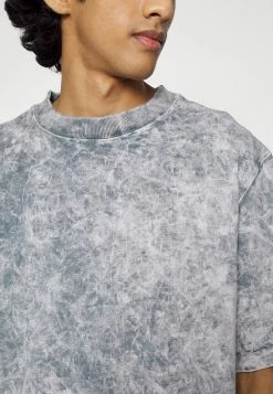 Han Kjøbenhavn TEE SHORT SLEEVE - Print T-shirt - Distressed Acid Grey -Han Kjøbenhavn Shop bd703769510642f1a117a1a17472b05f