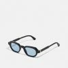 Han Kjøbenhavn BANKS UNISEX - Sunglasses - Black -Han Kjøbenhavn Shop be3c1f57a7b94ad6a41fb03bf0cb6ebb