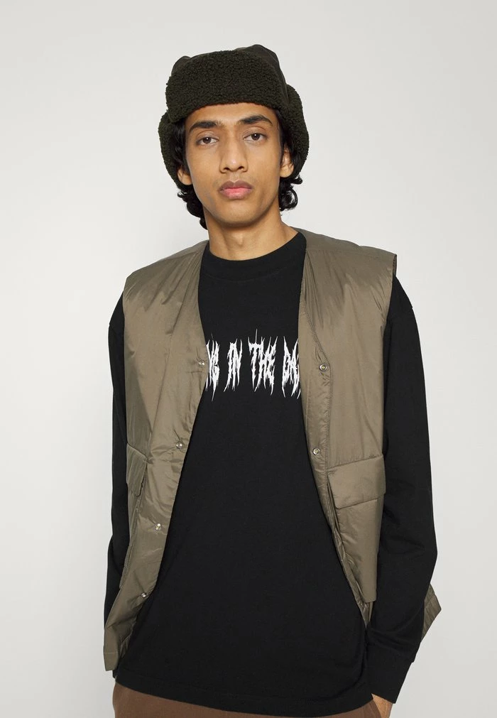 BOXY TEE LONG SLEEVE - Long sleeved top - faded black Han Kjøbenhavn BOXY TEE LONG SLEEVE - Long Sleeved Top - Faded Black -Han Kjøbenhavn Shop bf9ceb50af5e44f6831cf63e275f821c