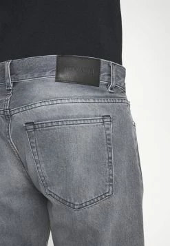 Han Kjøbenhavn TROUSERS - Jeans Tapered Fit - Grey Stonewash -Han Kjøbenhavn Shop cb33cd28fc5e4471bb0794fd2133ad66