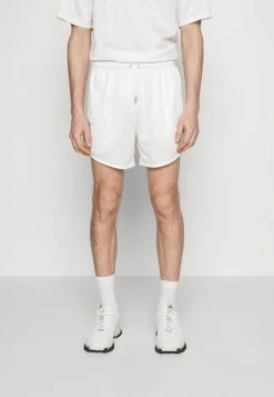 Han Kjøbenhavn FOOTBALL - Shorts - Off White -Han Kjøbenhavn Shop d03cf4df72ea470e8a83a95e3c7e80b0