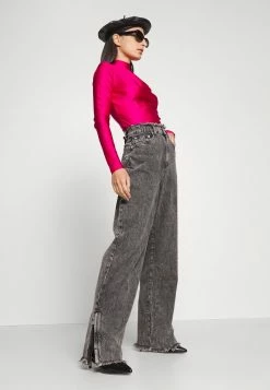 Han Kjøbenhavn DISTRESSED - Relaxed Fit Jeans - Black -Han Kjøbenhavn Shop d3017155127a4015b64526506265fdcd