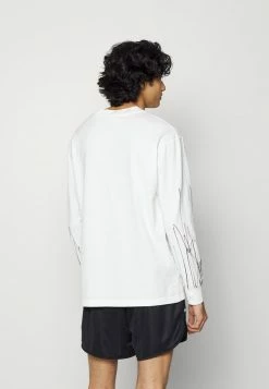 Han Kjøbenhavn BOXY TEE LONG SLEEVE - Long Sleeved Top - Off White 6 Han Kjøbenhavn BOXY TEE LONG SLEEVE - Long Sleeved Top - Off White -Han Kjøbenhavn Shop d60c09257cc34315b3296f46c754c519