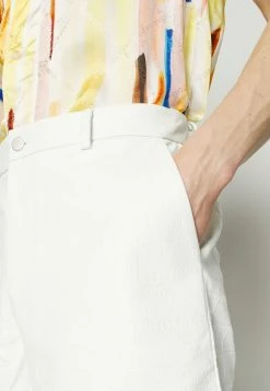 Han Kjøbenhavn SUIT WIDE LEG - Shorts - White -Han Kjøbenhavn Shop d6a2be05749d4adbbd052294bfde12fc