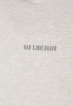 Han Kjøbenhavn DISTRESSED HOODIE LOGO - Sweatshirt - Grey Melange 4 Han Kjøbenhavn DISTRESSED HOODIE LOGO - Sweatshirt - Grey Melange -Han Kjøbenhavn Shop d6b8fbd1fad443978264df83bbba6535