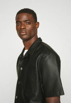 Han Kjøbenhavn Shirt - Black -Han Kjøbenhavn Shop d86b8df5bffe4fba80e78f65998129a9