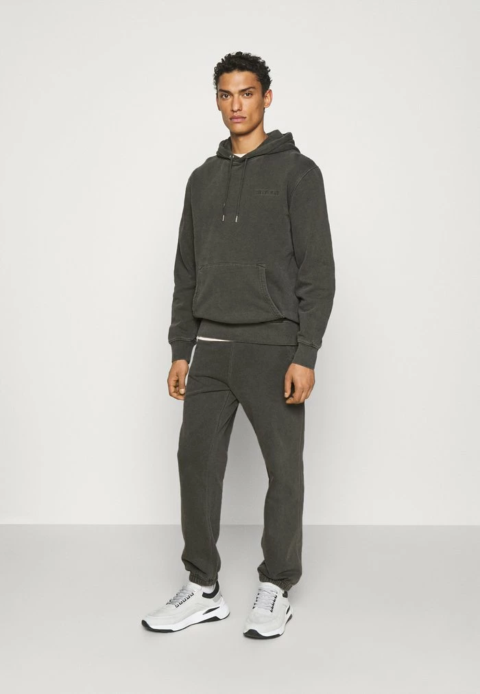 CASUAL HOODIE - Sweatshirt - dark grey Han Kjøbenhavn CASUAL HOODIE - Sweatshirt - Dark Grey -Han Kjøbenhavn Shop d88dcd960a3f43d39bab5d9af57b6aef