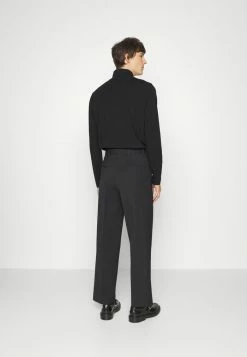 Han Kjøbenhavn BOXY PANTS - Trousers - Black -Han Kjøbenhavn Shop df8b6008d0c54a9ea1ee0cdfbaa9bbad