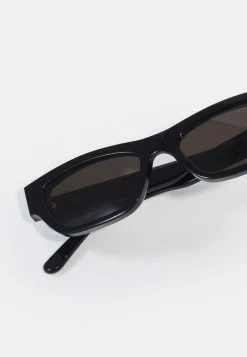 Han Kjøbenhavn BALL UNISEX - Sunglasses - Black -Han Kjøbenhavn Shop eec6aacbbd1f4f7092e39fbd0d4c61c8