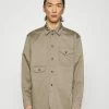Han Kjøbenhavn ARMY - Shirt - Olive/grey -Han Kjøbenhavn Shop ef9ca2e3859247d0a0a64d2d31708d17