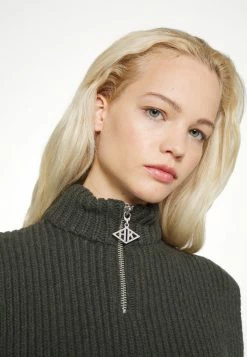 Han Kjøbenhavn HALF ZIP NECK - Jumper - Green -Han Kjøbenhavn Shop f2ec763ed1d34e328146d84d8c6dc596