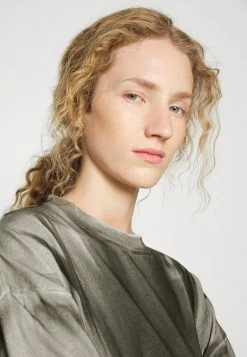 Han Kjøbenhavn BOXY LONG SLEEVE - Print T-shirt - Black -Han Kjøbenhavn Shop f59162e2506147cf9a5f8ccc0a0f5f50