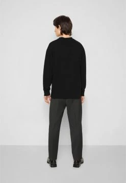 Han Kjøbenhavn ARTWORK CREW - Sweatshirt - Faded Black Galaxy -Han Kjøbenhavn Shop f9a6a720a453456bb80c7a5f0994a385