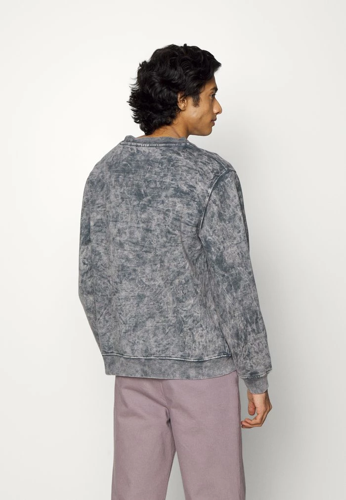 CASUAL CREW - Sweatshirt - grey acid Han Kjøbenhavn CASUAL CREW - Sweatshirt - Grey Acid -Han Kjøbenhavn Shop fbfae88270f041a2a04a8a8d75687aca