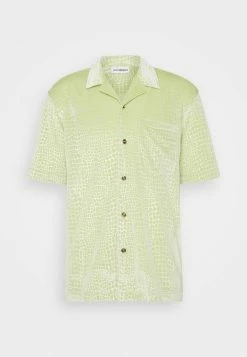 Han Kjøbenhavn SUMMER SHIRT - Shirt - Pale Green -Han Kjøbenhavn Shop fd36e8a674a44d1fa3c0bd48172a6507